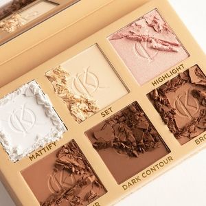 Kenia Ontiveros Set and Define Kit